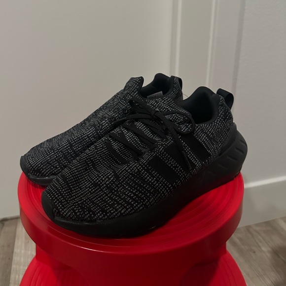 Kids Black Adidas Sneakers - Picture 1 of 1